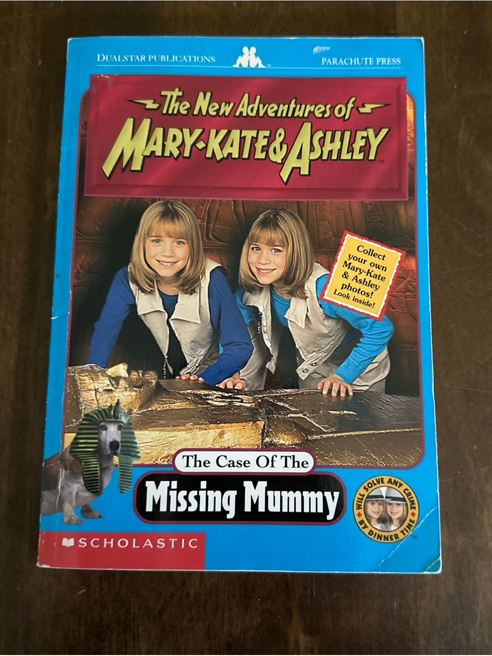 The New Adventures of Mary Kate & Ashley Olsen "Missing Mummy" Book